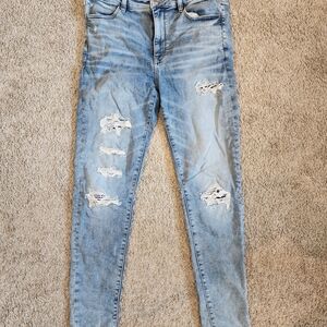 American Eagle Outfitters Light Blue Distressed Skinny Jeans